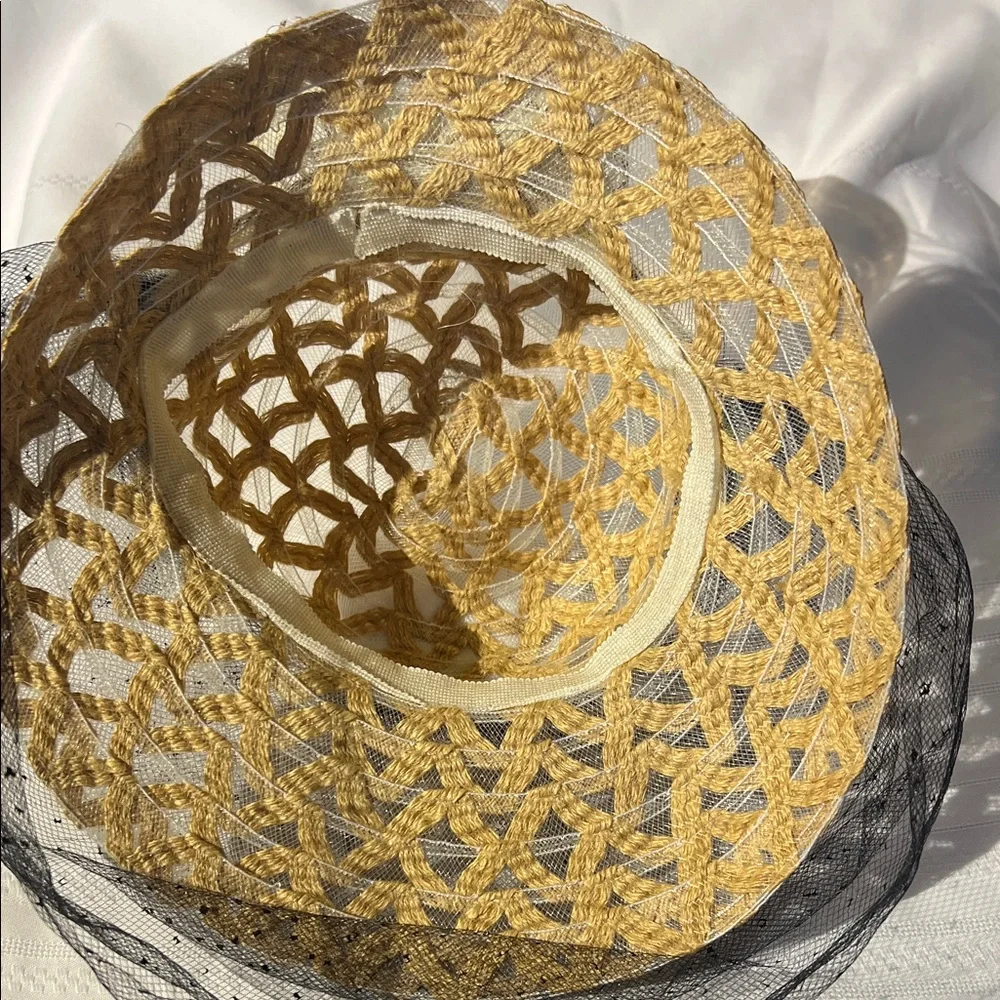 Elegant Gold and Black Women's‎ Straw Hat